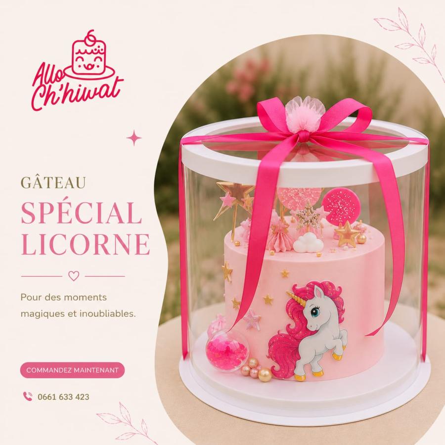 Gâteau d'anniversaire licorne rose sous cloche transparente