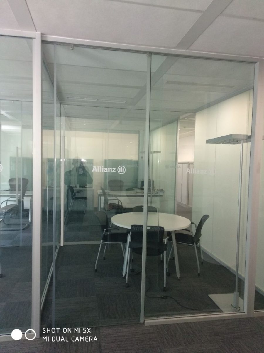 Cloisons de bureau vitrées à cadre aluminium