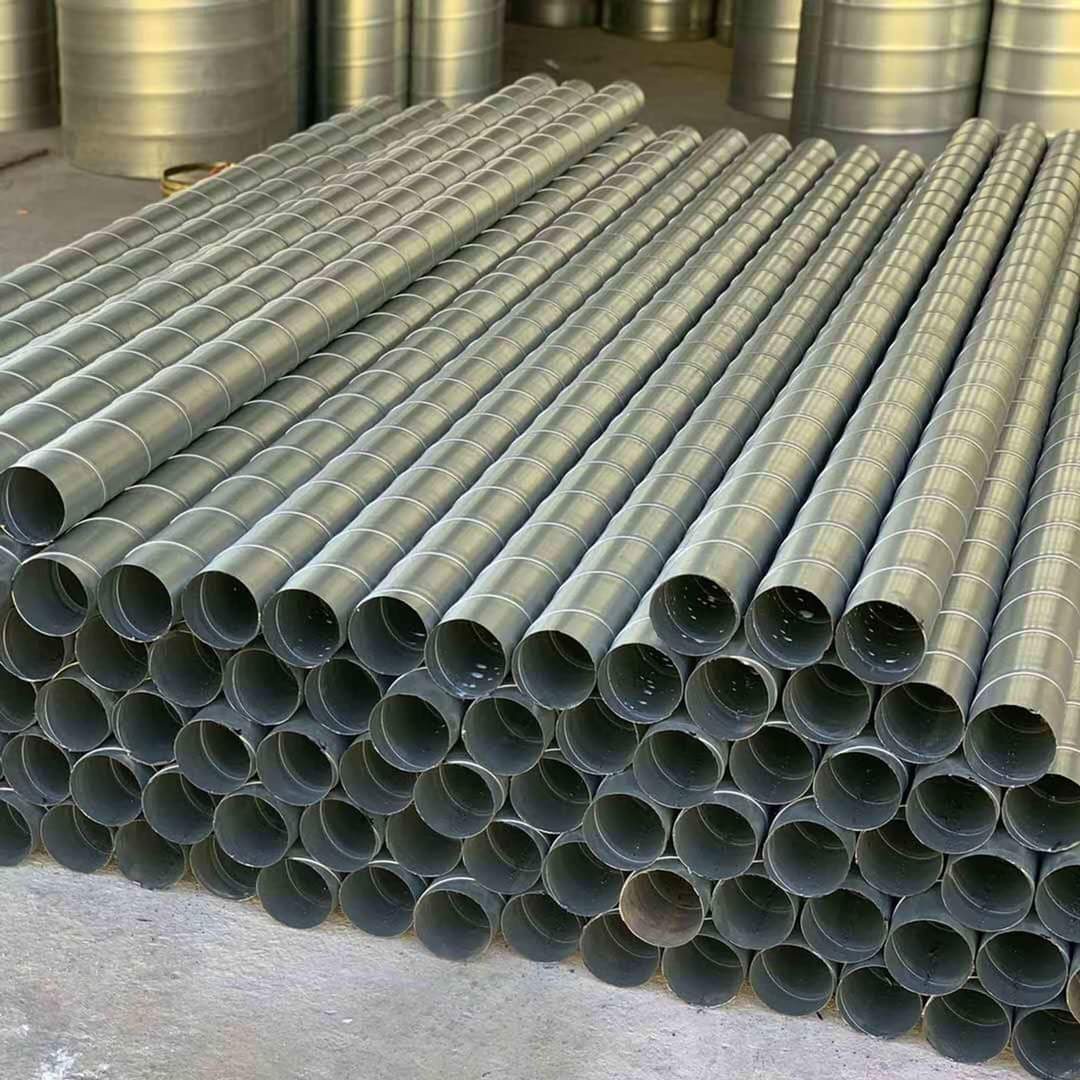 Conduits de ventilation circulaires en acier galvanisé empilés