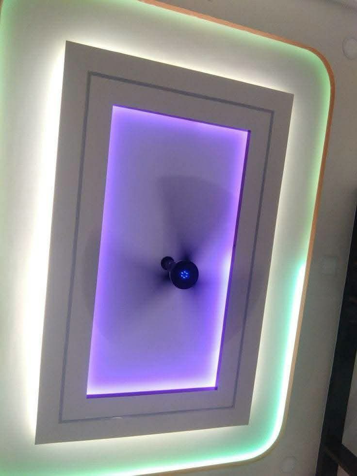 Faux plafond à double cadre rétroéclairé LED vert et violet