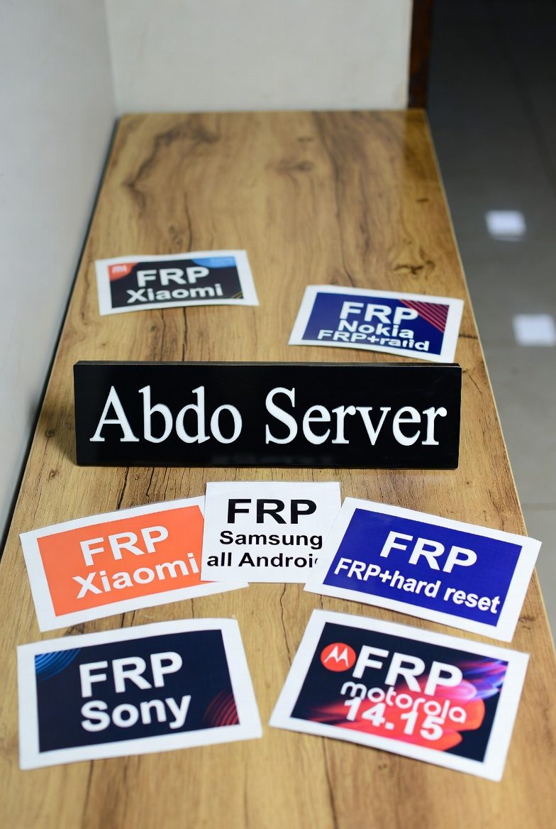 Panneau et vignettes de services de déverrouillage téléphone (FRP)