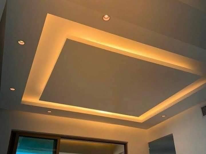 Faux plafond en plâtre à cadre à gorge lumineuse LED chaude