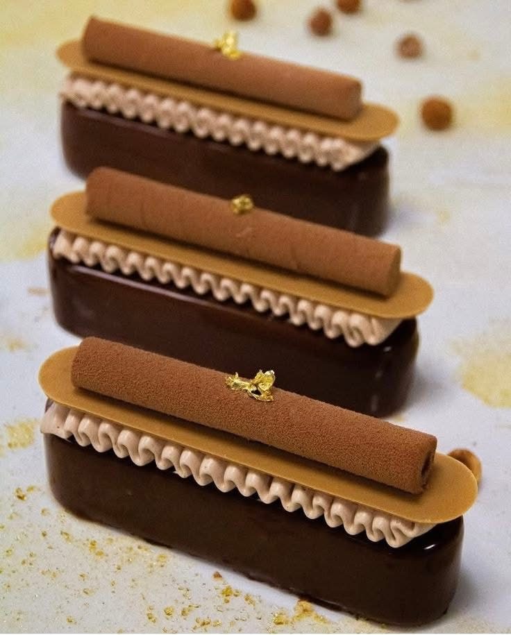 Entremets au chocolat à crème praline cannelée