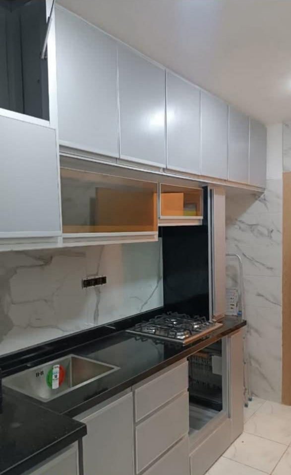 Cuisine en aluminium blanc