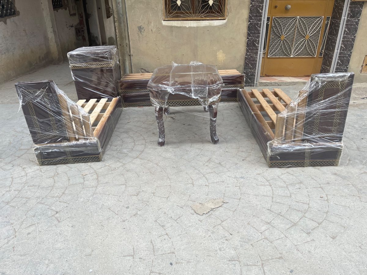 Salon marocain en bois emballé