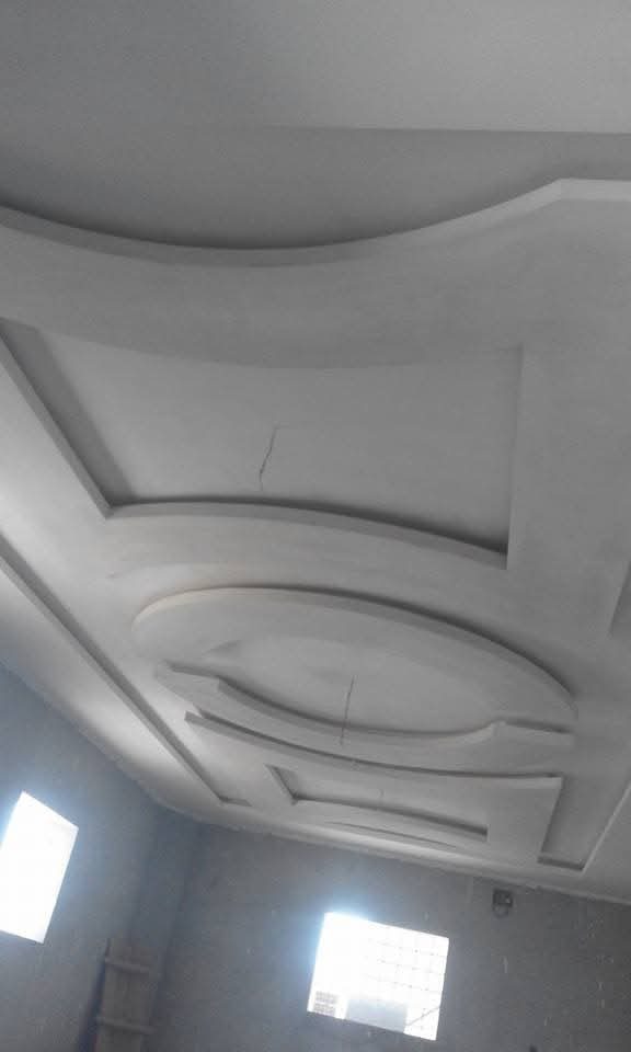 Plafond en plâtre à médaillon ovale a Tetouan
