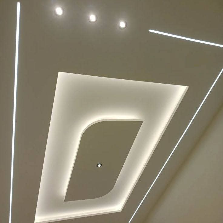 Faux plafond plâtre taupe à LED