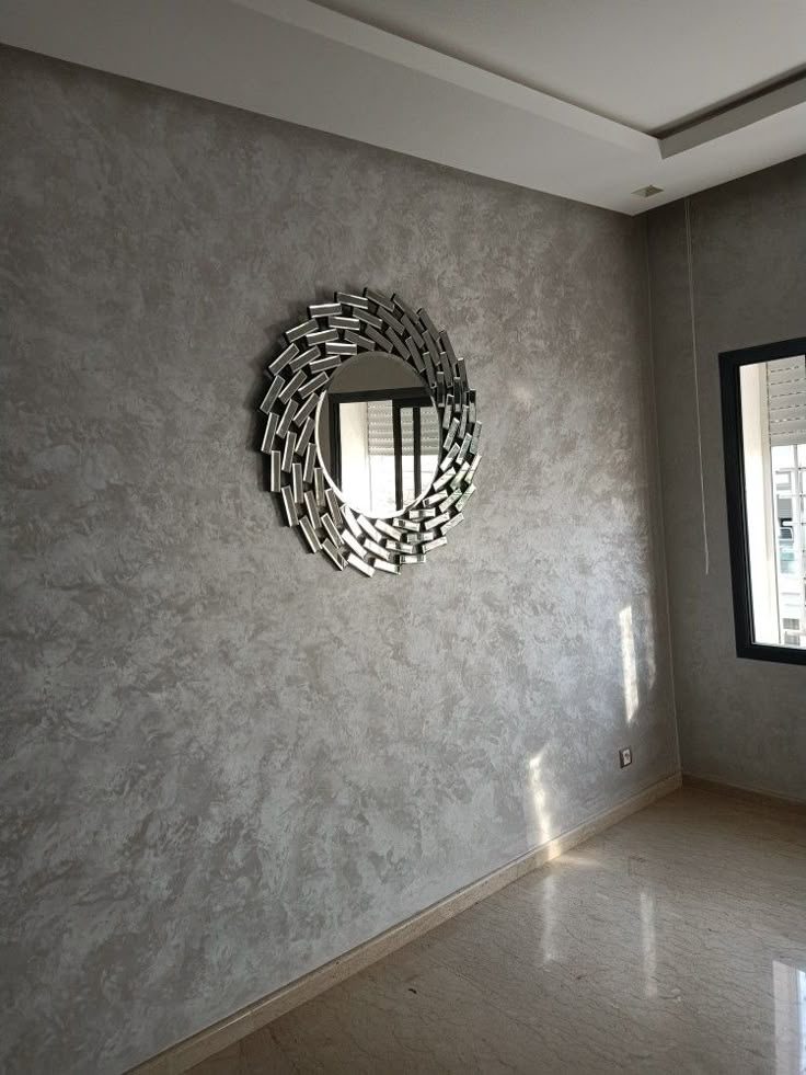 Enduit décoratif nacré gris avec miroir