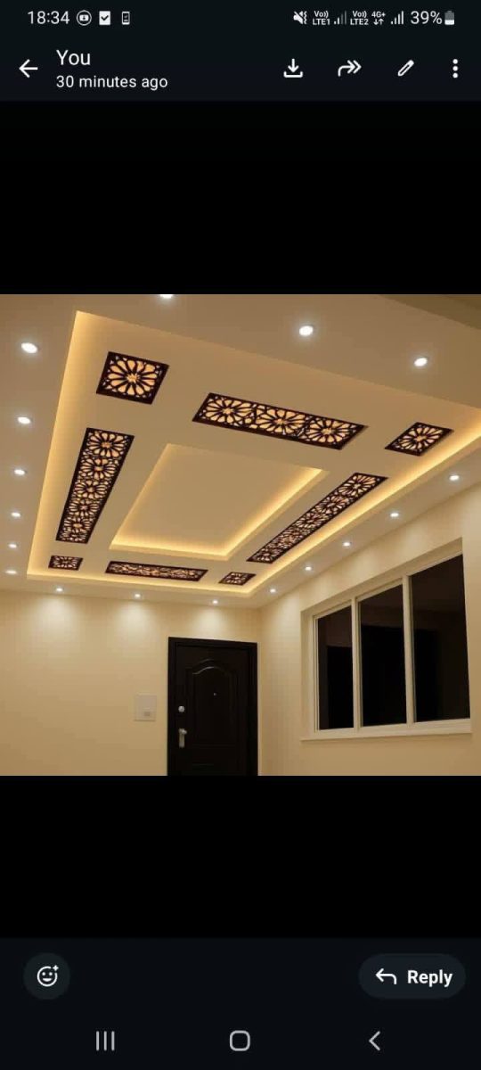 Faux plafond à panneaux marocains ajourés