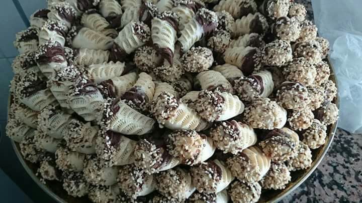 Plateau de pâtisseries marocaines