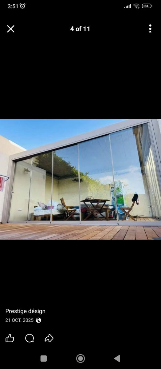 Véranda vitrée en aluminium sur terrasse