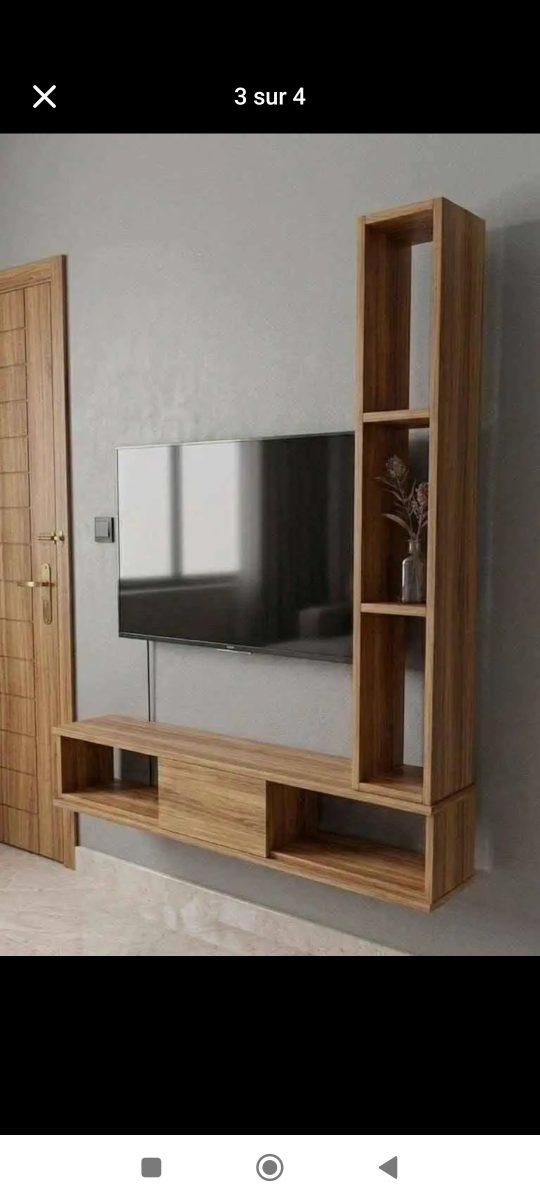 Meuble TV mural en bois à colonne d'étagères