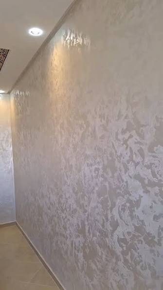 Couloir en enduit décoratif nacré aux reflets argentés