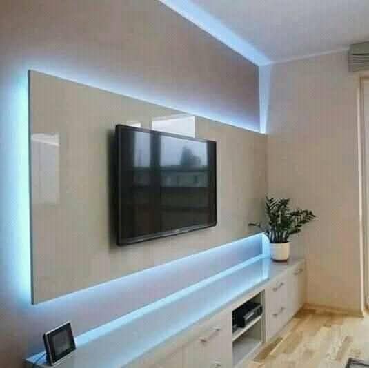 Mur télé en placo rétroéclairé en LED bleu