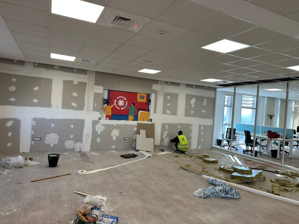Plateau de bureaux en cours de rénovation
