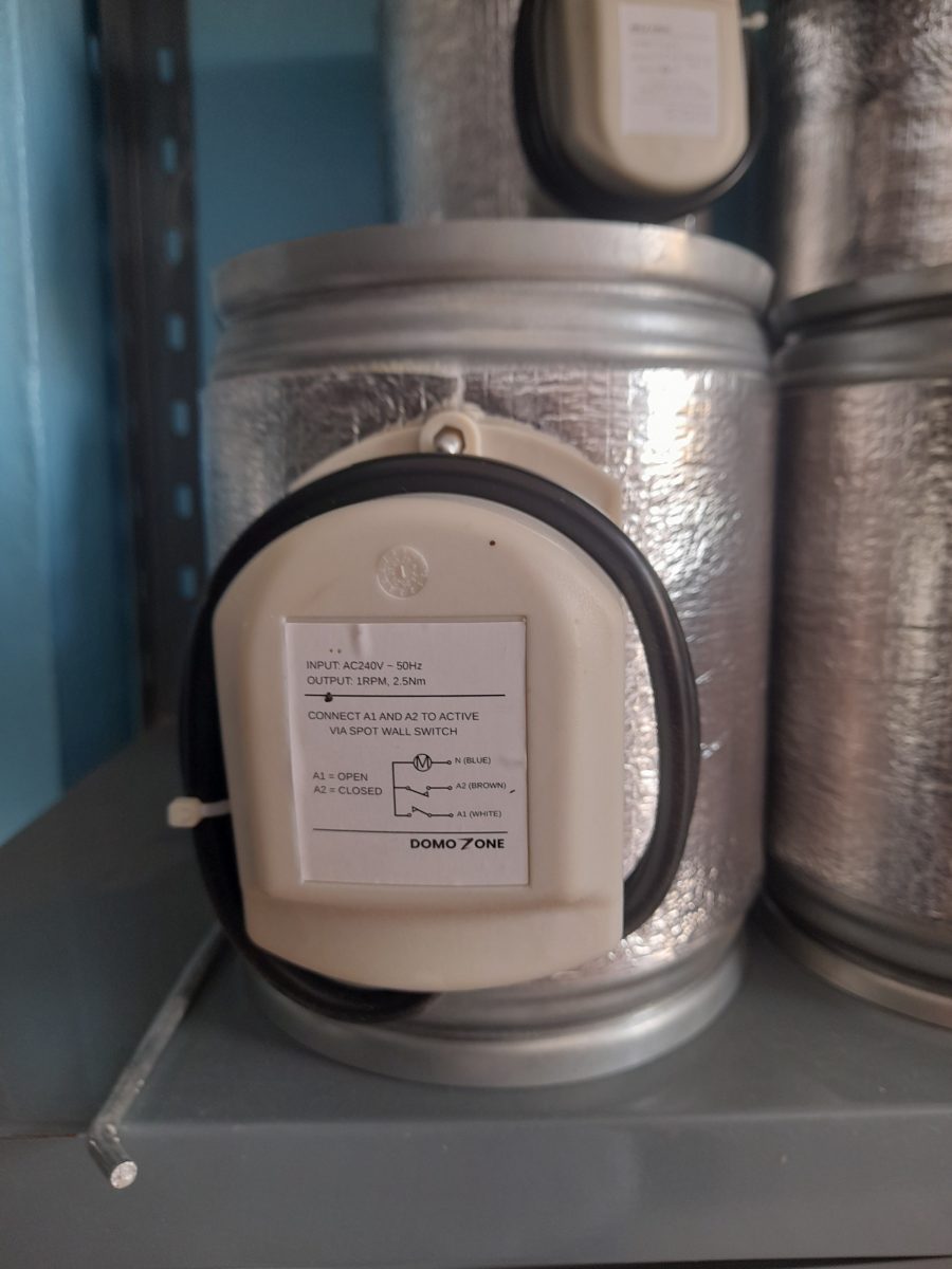Registre de ventilation motorisé à bornier