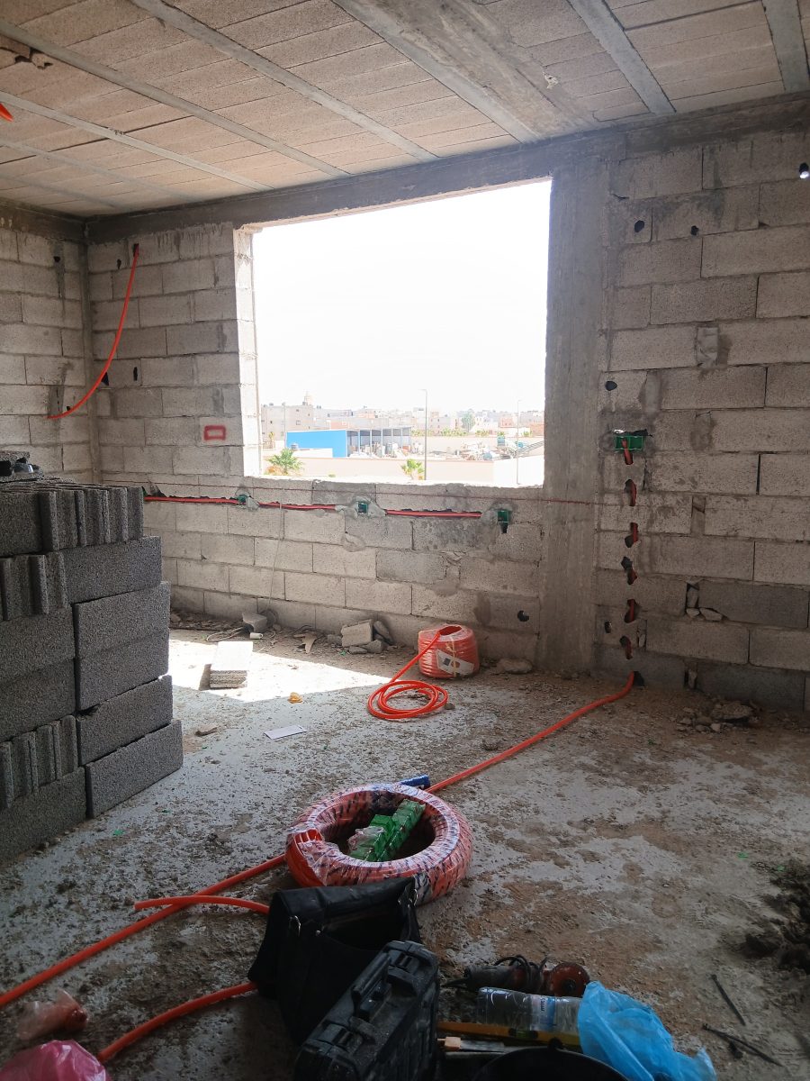 Plombier, Électricien à Laâyoune — Lahcen Alaatim