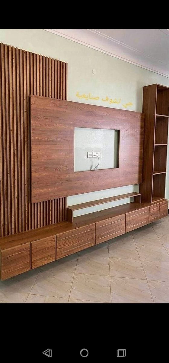 Peinture / Tadelakt, Électricien à Tanger — Abdennabi Aboulkheir