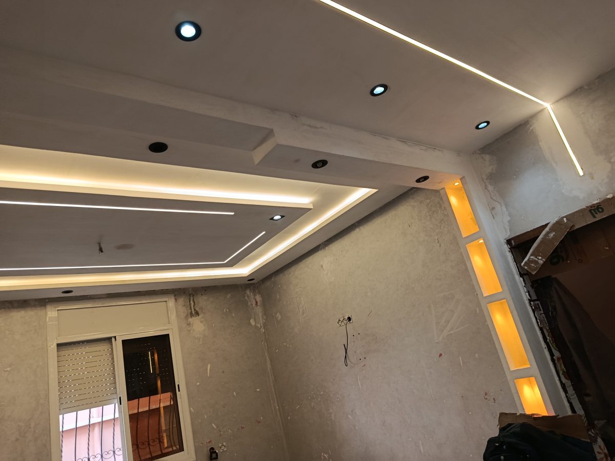 Plâtre / faux plafond à Agadir — عبد الفتاح صبان