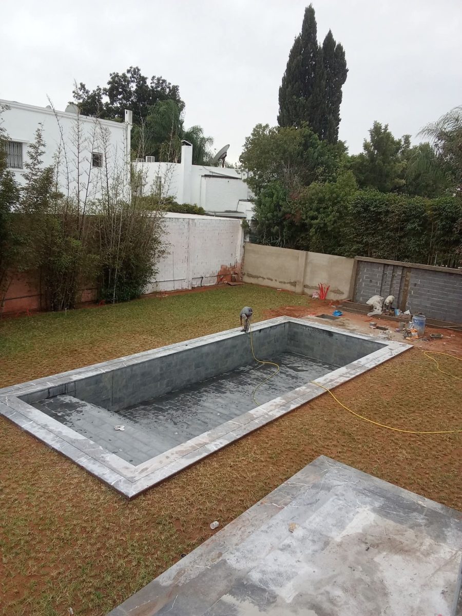 Piscine à Casablanca — Soufiane Chafri