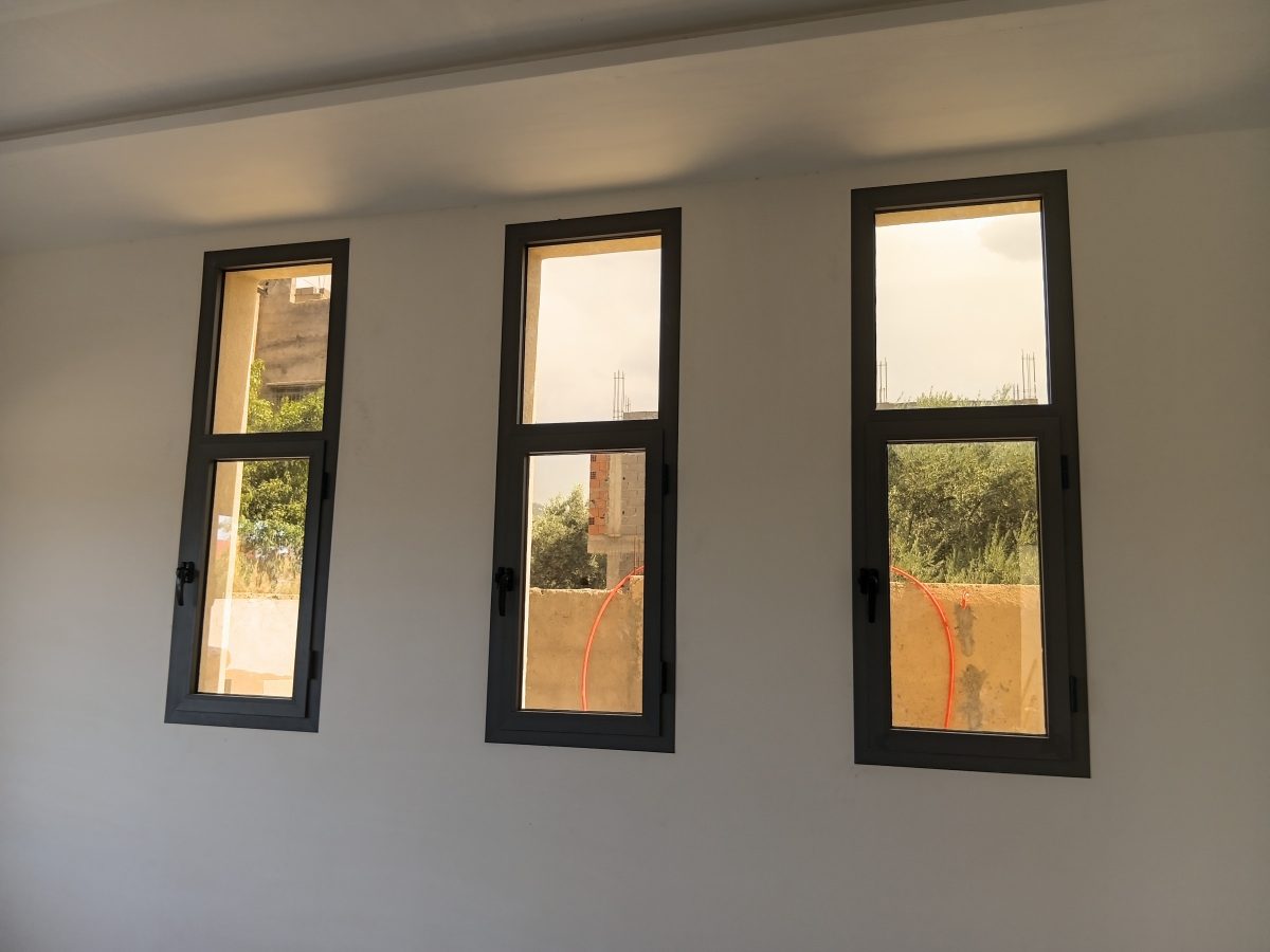 Menuiserie Aluminium à Marrakech — عبد المنعم أيت بلا