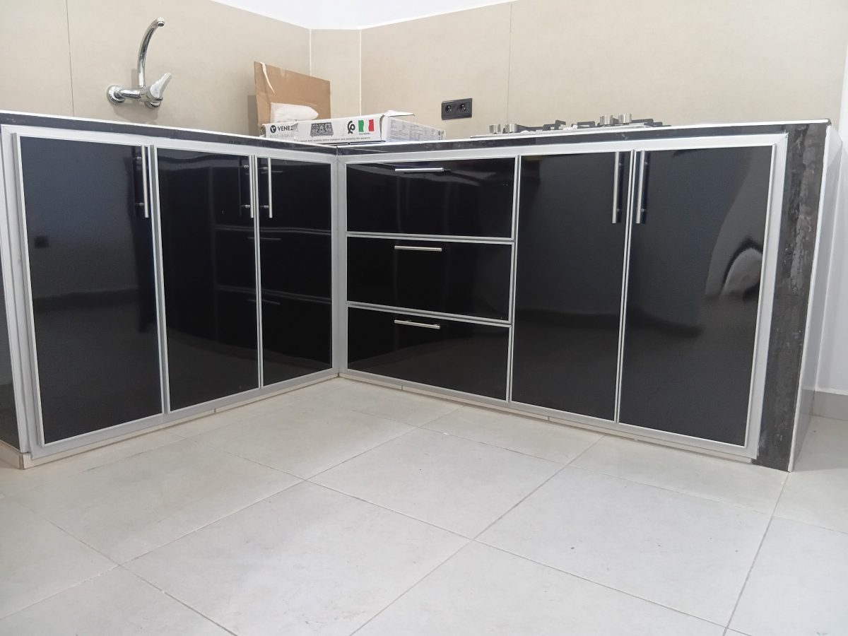 Menuiserie Aluminium à Marrakech — عبد المنعم أيت بلا
