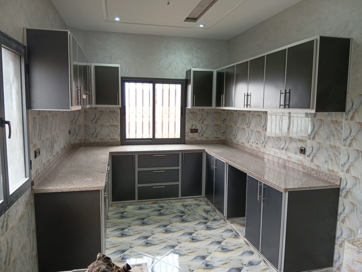 Menuiserie Aluminium à Marrakech — عبد المنعم أيت بلا