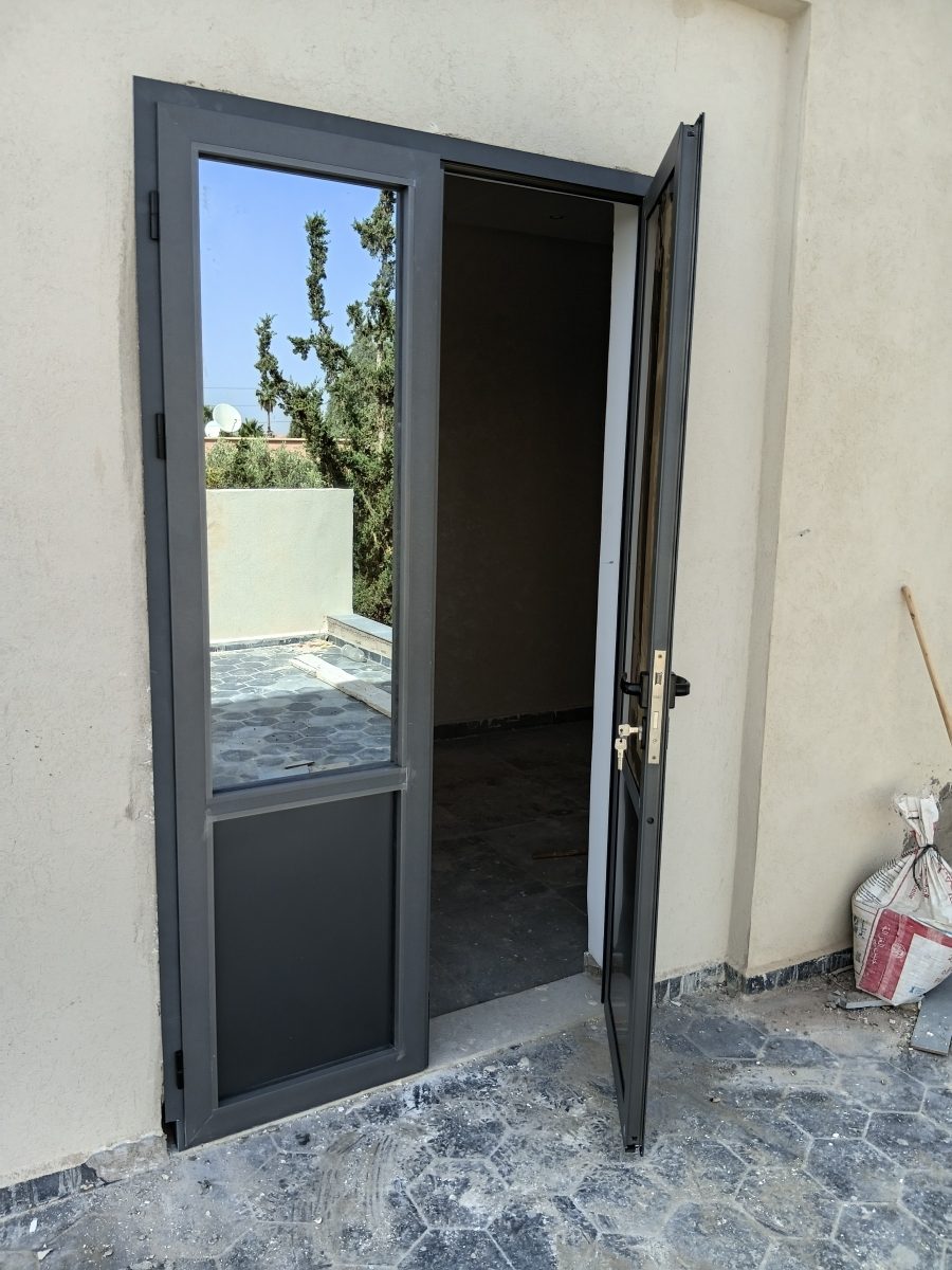 Menuiserie Aluminium à Marrakech — عبد المنعم أيت بلا