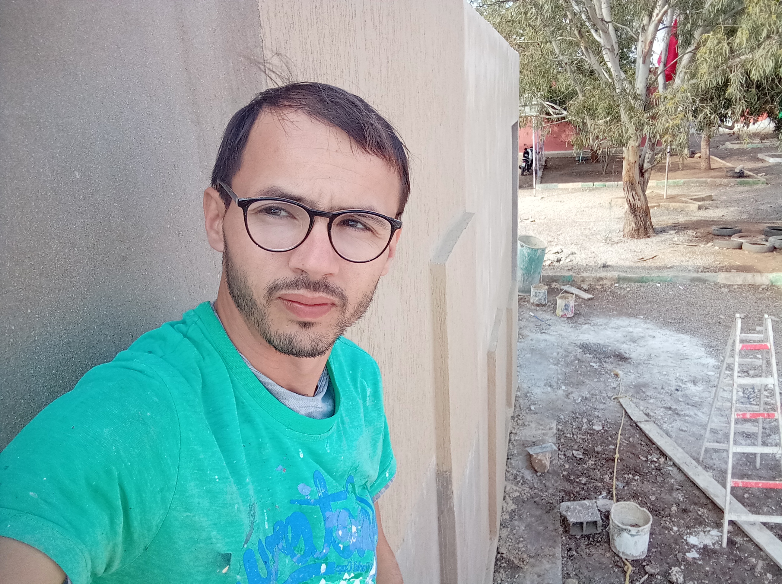 Akouz Lhssan
