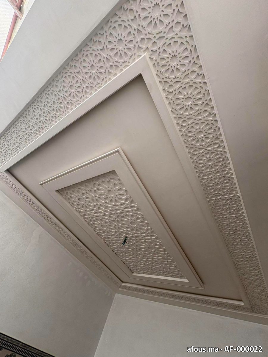Plafond en plâtre arabesque ajouré — Mirleft