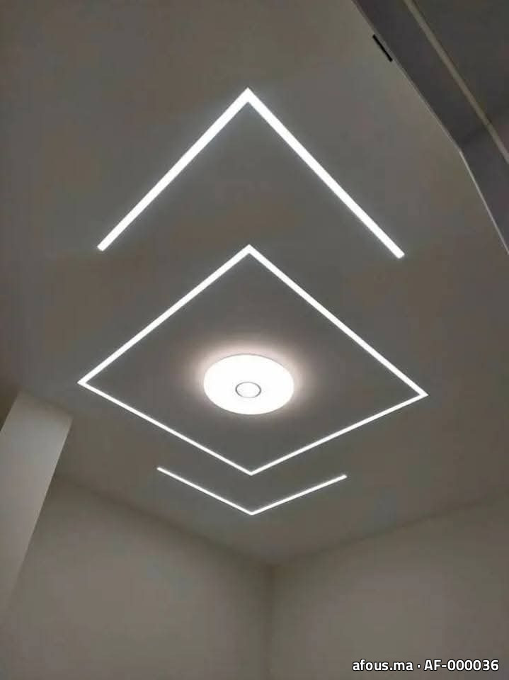 Faux plafond plâtre à losanges LED — Casablanca