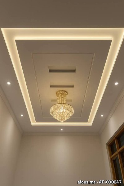 Faux plafond en plâtre à cadre lumineux LED et lustre