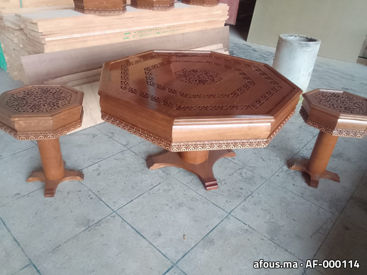 Tables octogonales bois à motifs marocains — Fès