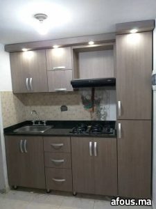 Coiffeuse-commode en mélamine blanc à multiples tiroirs — El Jadida
