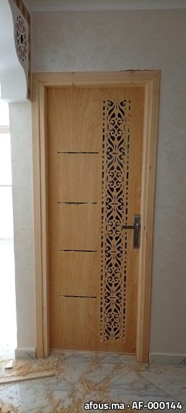 Porte intérieure en bois de chêne à panneau ajouré arabesque