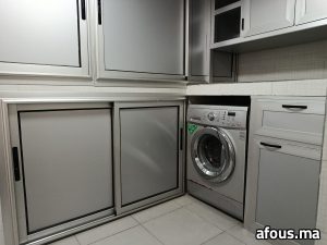 Meuble de buanderie en aluminium gris à portes coulissantes — Casablanca