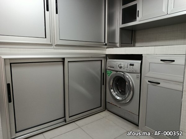 Meuble de buanderie en aluminium gris à portes coulissantes — Casablanca