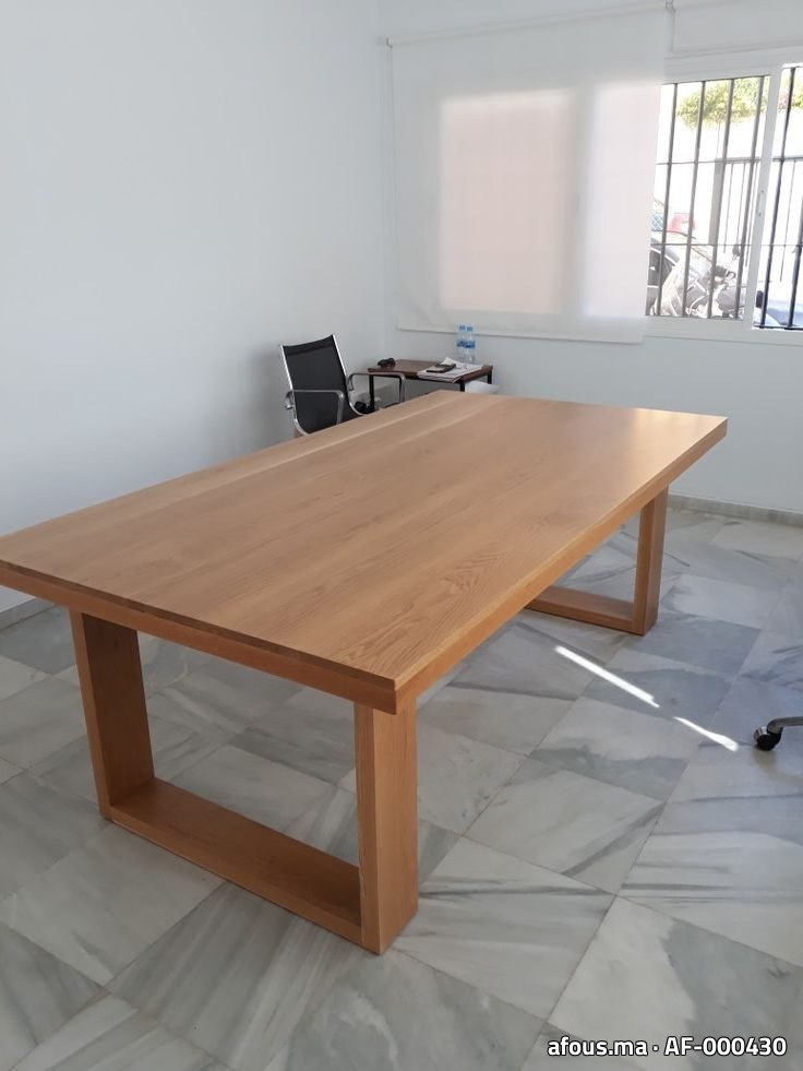 Grand bureau en bois de chêne massif à piètement en U — Oujda