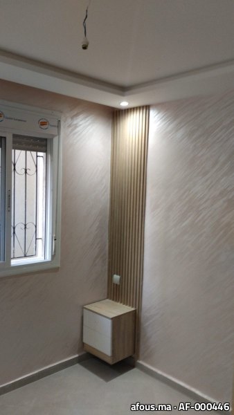 Chambre en enduit nacré rosé à tasseaux