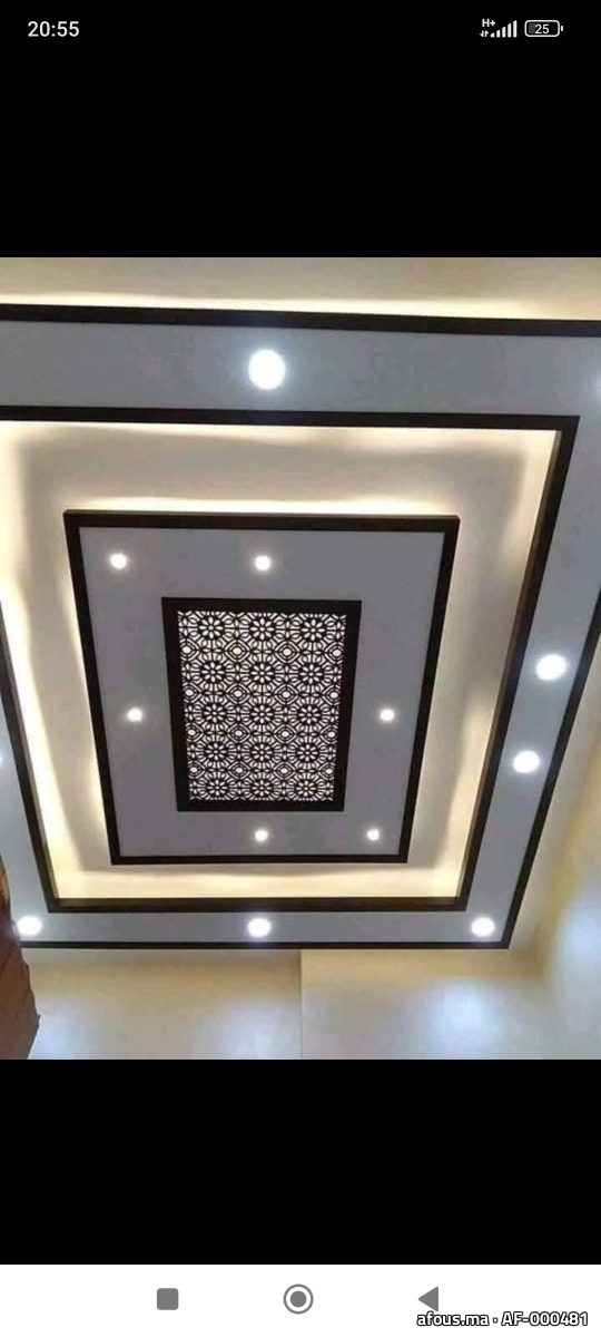 Faux plafond à caissons et panneau ajouré — Casablanca