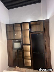 Rangement à portes vitrées cadre noir — Skhirat