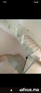 Garde-corps d'escalier en verre trempe à fixations inox — Casablanca