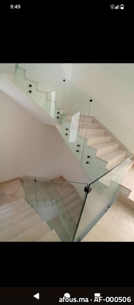 Garde-corps d'escalier en verre trempe à fixations inox — Casablanca