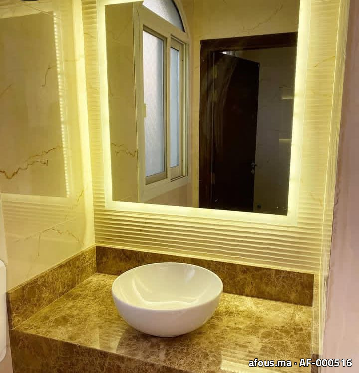 Plan vasque en marbre marron à vasque bol et miroir LED — Casablanca