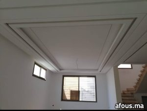 Faux plafond en plâtre à caisson mouluré — Agadir