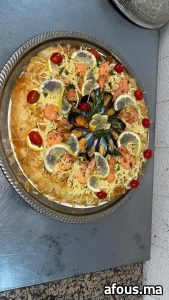 Pastilla aux fruits de mer au fromage râpé — Rabat