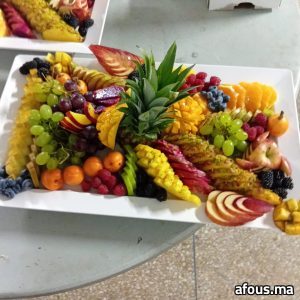 Plateau de fruits frais sculptés — Rabat