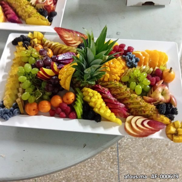 Plateau de fruits frais sculptés