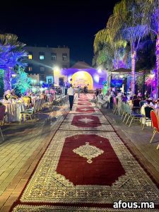 Décoration de réception extérieure aux tapis rouges — Meknès
